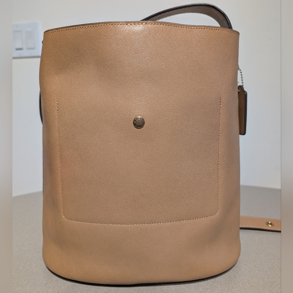 Coach Bleecker Bucket Bag Honey Brown - Picture 2 of 8